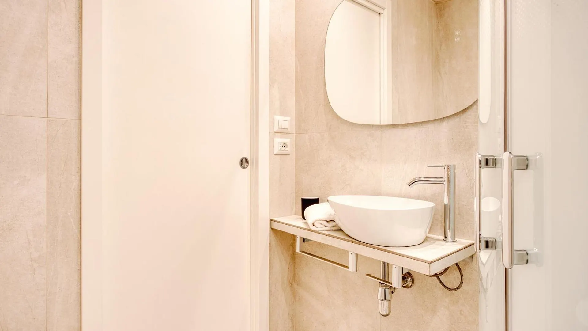 Nest & Rest Daire Milano